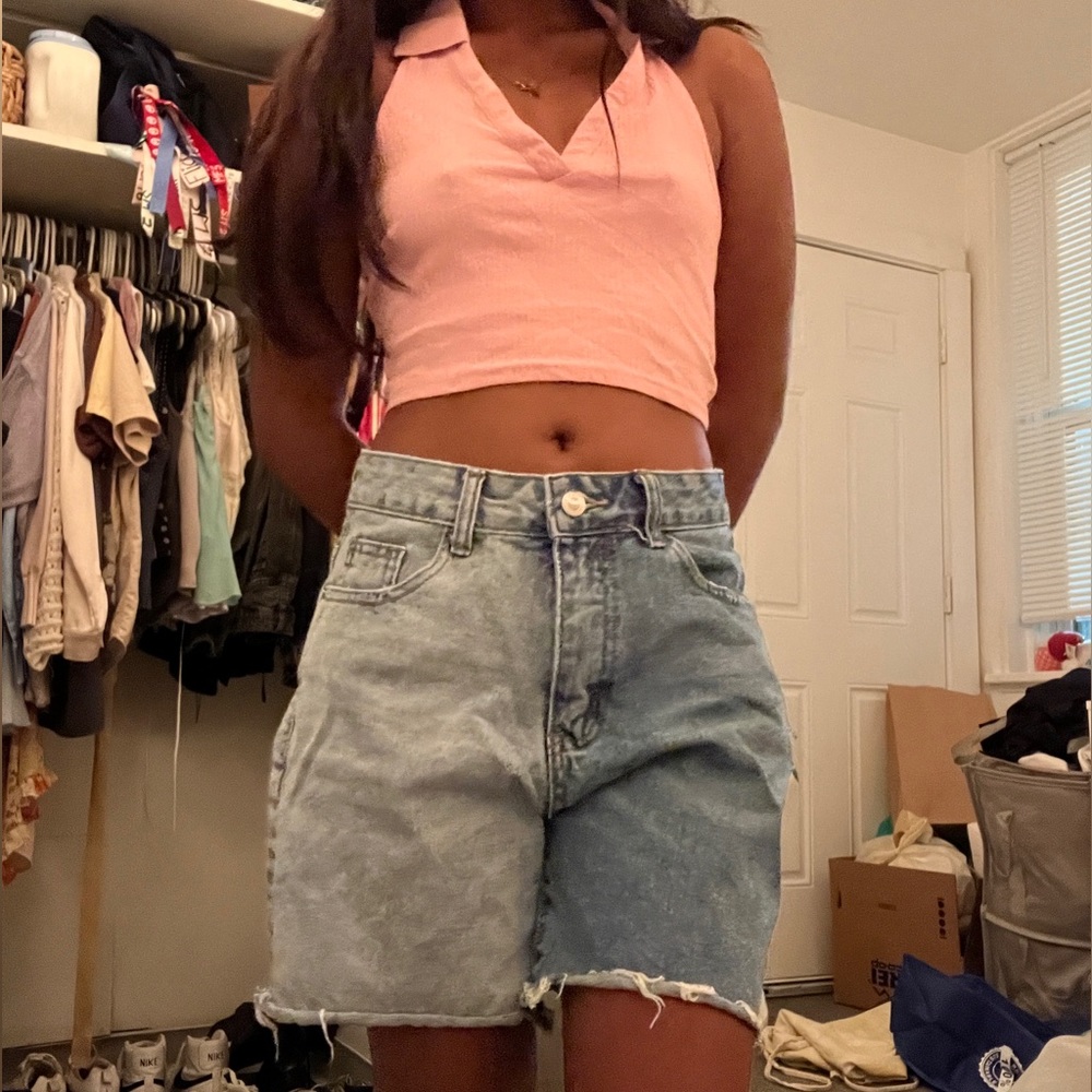 Baby pink collared tank top!